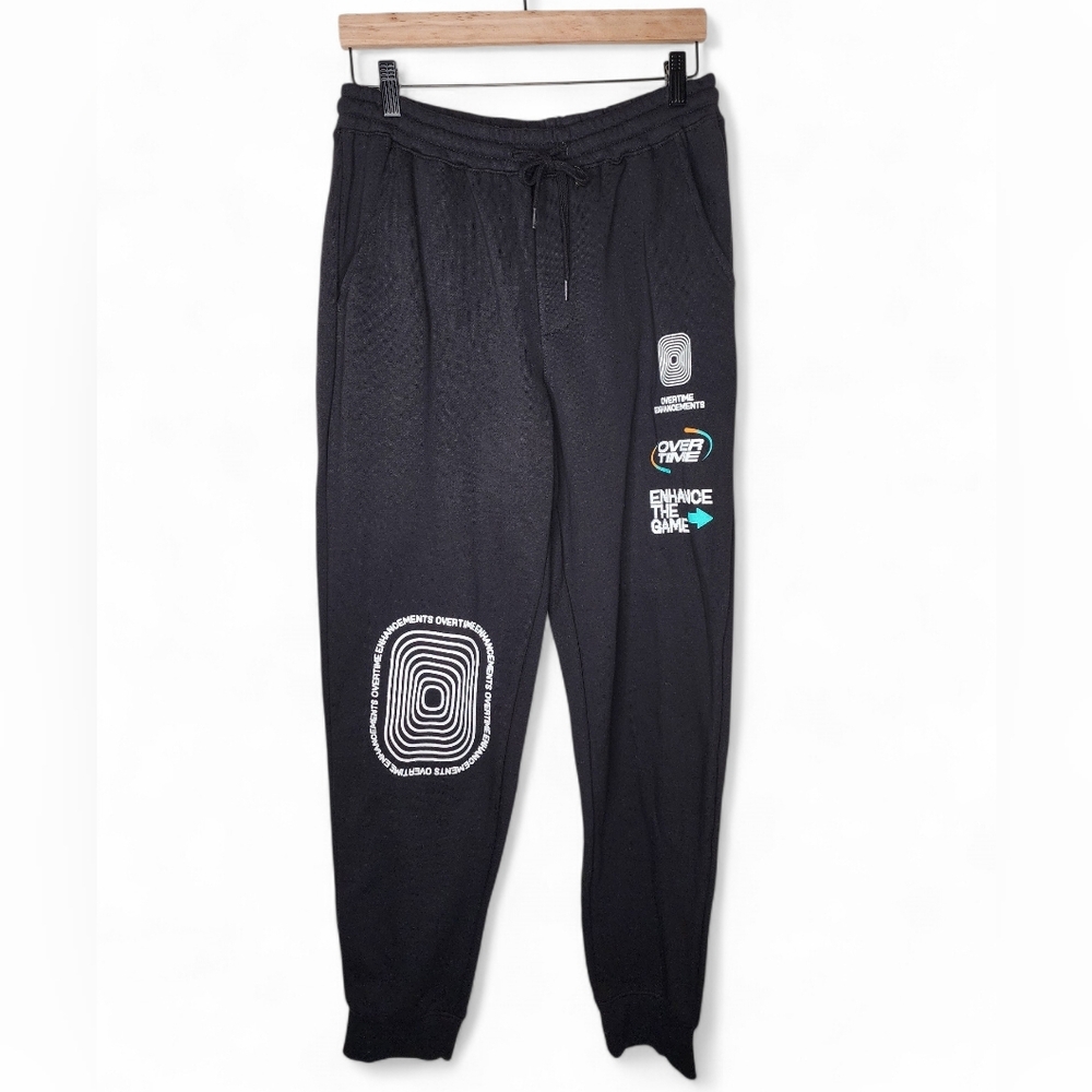 Overtime Graphic Print Jogger Sweatpants in Black Size M